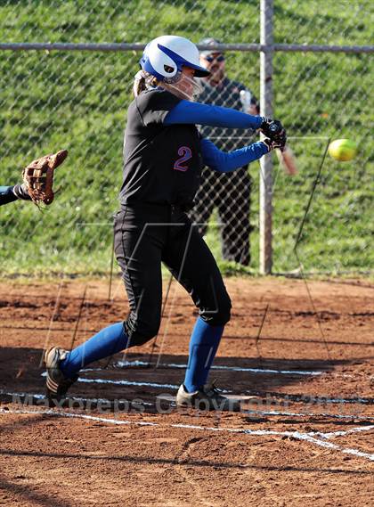 Thumbnail 3 in South-Doyle vs William Blount  (Foothills Classic) photogallery.