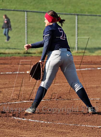 Thumbnail 3 in South-Doyle vs William Blount  (Foothills Classic) photogallery.