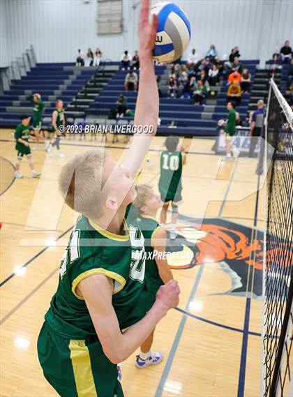 Thumbnail 1 in Discovery Canyon vs. Bear Creek photogallery.