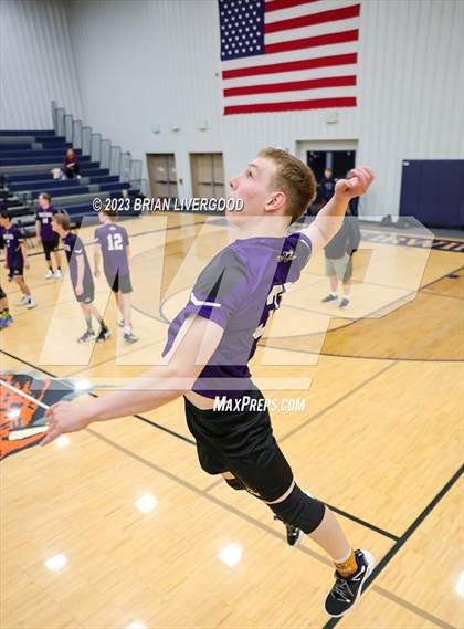Thumbnail 2 in Discovery Canyon vs. Bear Creek photogallery.