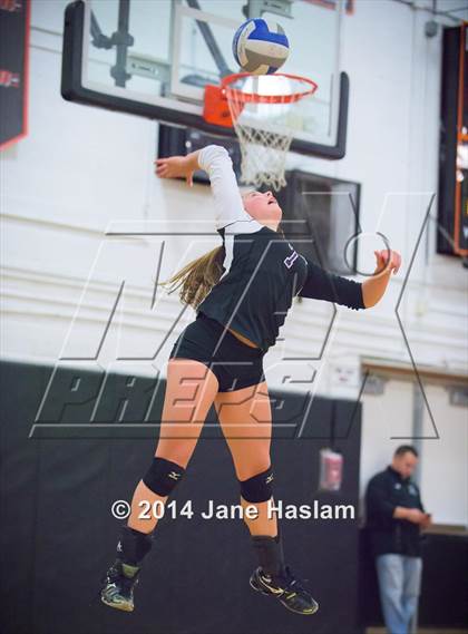Thumbnail 3 in John Jay vs.Yorktown (Section 1 Class A Final) photogallery.