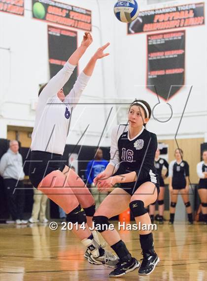 Thumbnail 3 in John Jay vs.Yorktown (Section 1 Class A Final) photogallery.