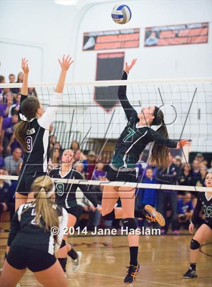 Thumbnail 2 in John Jay vs.Yorktown (Section 1 Class A Final) photogallery.