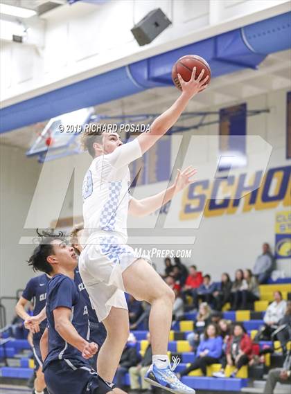 Thumbnail 2 in Clovis East vs. El Capitan (Clovis Elks Tournament) photogallery.