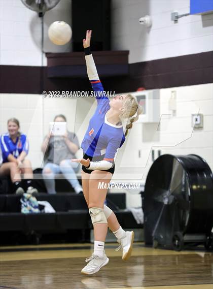 Thumbnail 2 in Montevallo @ Thorsby photogallery.