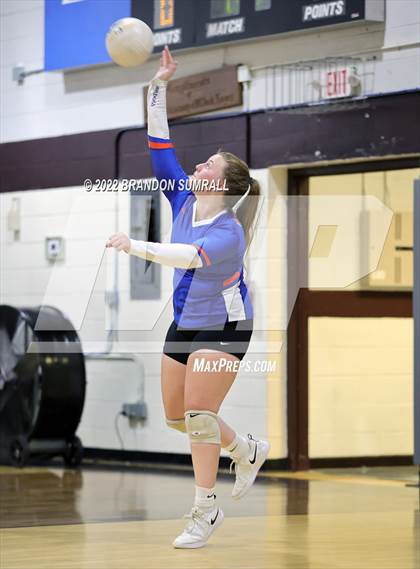 Thumbnail 2 in Montevallo @ Thorsby photogallery.