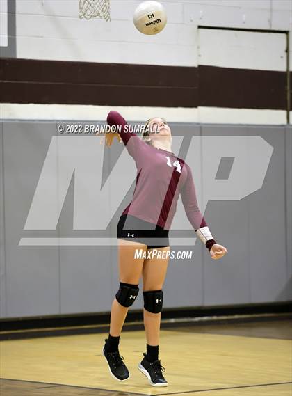 Thumbnail 1 in Montevallo @ Thorsby photogallery.
