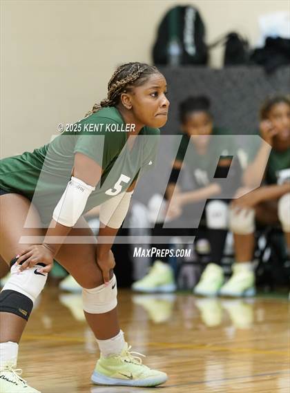 Thumbnail 2 in Notre Dame Prep vs. Cass Tech (Notre Dame Prep Quad) photogallery.