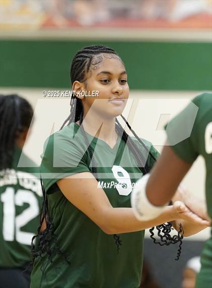 Thumbnail 3 in Notre Dame Prep vs. Cass Tech (Notre Dame Prep Quad) photogallery.