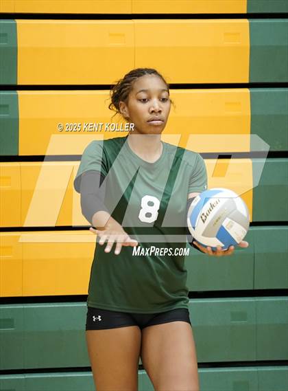 Thumbnail 1 in Notre Dame Prep vs. Cass Tech (Notre Dame Prep Quad) photogallery.