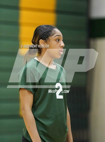 Thumbnail 3 in Notre Dame Prep vs. Cass Tech (Notre Dame Prep Quad) photogallery.