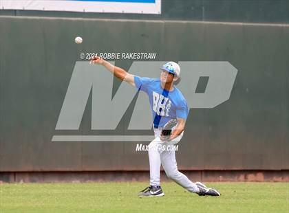 Thumbnail 1 in Barbers Hill vs. Hallsville (UIL 5A Final) photogallery.