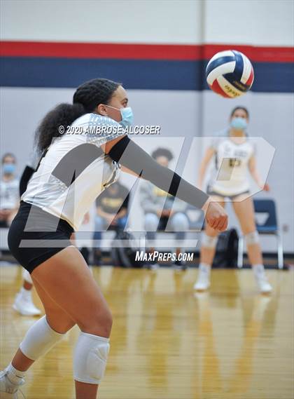 Thumbnail 3 in St. Agnes Academy @ Fort Bend Dulles photogallery.