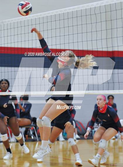 Thumbnail 2 in St. Agnes Academy @ Fort Bend Dulles photogallery.
