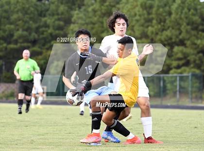 Thumbnail 3 in Apex @ Panther Creek photogallery.