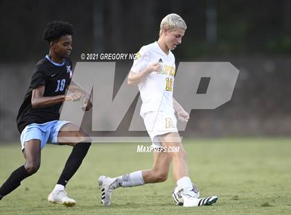Thumbnail 1 in Apex @ Panther Creek photogallery.