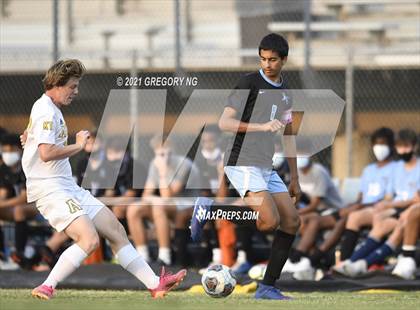 Thumbnail 3 in Apex @ Panther Creek photogallery.