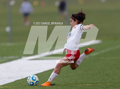 Thumbnail 3 in Omaha South vs. Bellevue East photogallery.