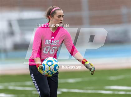 Thumbnail 1 in Omaha South vs. Bellevue East photogallery.