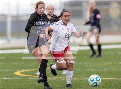 Thumbnail 2 in Omaha South vs. Bellevue East photogallery.