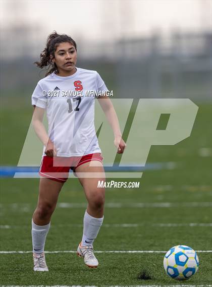 Thumbnail 2 in Omaha South vs. Bellevue East photogallery.