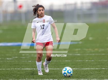 Thumbnail 1 in Omaha South vs. Bellevue East photogallery.