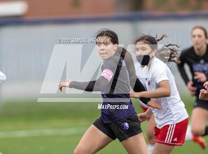 Thumbnail 1 in Omaha South vs. Bellevue East photogallery.