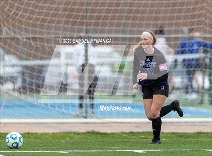 Thumbnail 2 in Omaha South vs. Bellevue East photogallery.