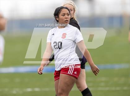 Thumbnail 2 in Omaha South vs. Bellevue East photogallery.