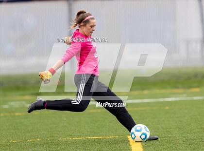 Thumbnail 2 in Omaha South vs. Bellevue East photogallery.