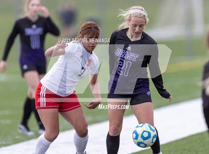 Thumbnail 2 in Omaha South vs. Bellevue East photogallery.