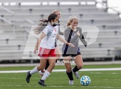 Thumbnail 1 in Omaha South vs. Bellevue East photogallery.