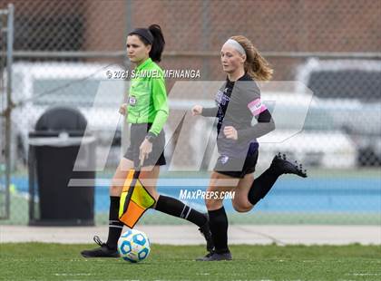 Thumbnail 3 in Omaha South vs. Bellevue East photogallery.