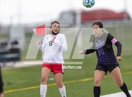 Thumbnail 3 in Omaha South vs. Bellevue East photogallery.