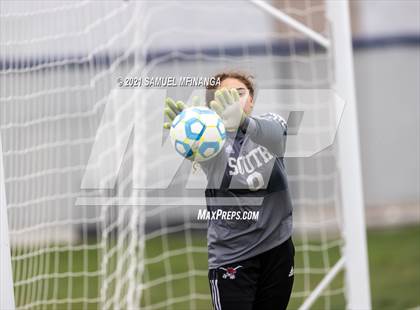 Thumbnail 2 in Omaha South vs. Bellevue East photogallery.
