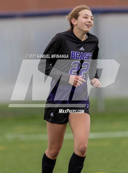 Thumbnail 1 in Omaha South vs. Bellevue East photogallery.