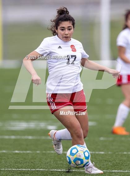 Thumbnail 3 in Omaha South vs. Bellevue East photogallery.