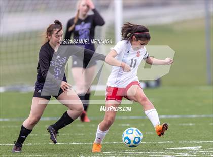 Thumbnail 2 in Omaha South vs. Bellevue East photogallery.