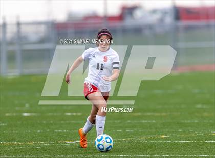 Thumbnail 3 in Omaha South vs. Bellevue East photogallery.