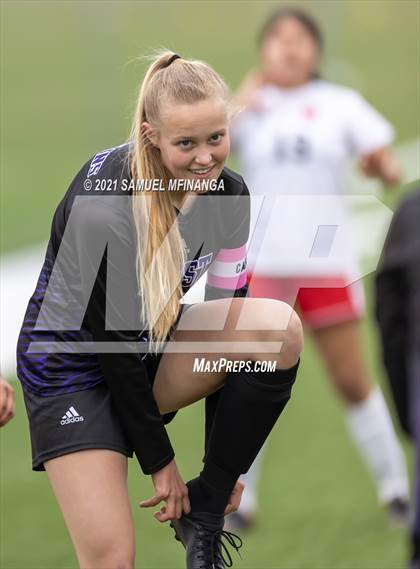 Thumbnail 2 in Omaha South vs. Bellevue East photogallery.