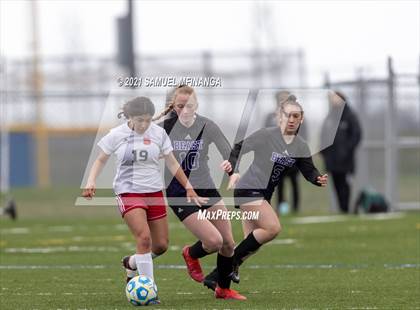 Thumbnail 2 in Omaha South vs. Bellevue East photogallery.