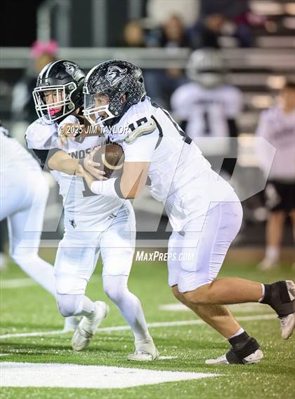 Thumbnail 1 in Lindsay @ Santo photogallery.