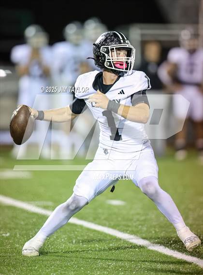 Thumbnail 3 in Lindsay @ Santo photogallery.