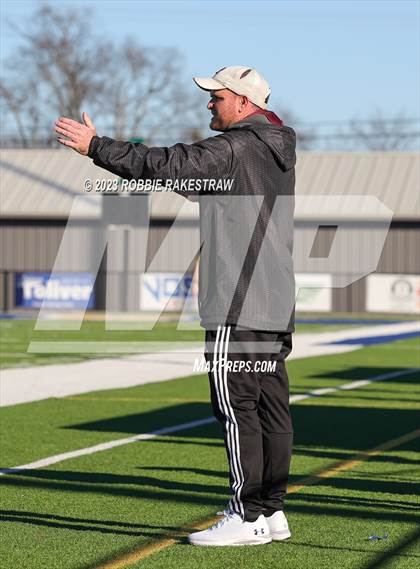 Thumbnail 1 in Wilmer-Hutchins vs. Bridgeport (Sulphur Springs Elite 4A Tournament) photogallery.