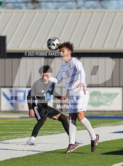 Thumbnail 2 in Wilmer-Hutchins vs. Bridgeport (Sulphur Springs Elite 4A Tournament) photogallery.