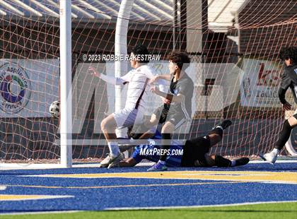 Thumbnail 3 in Wilmer-Hutchins vs. Bridgeport (Sulphur Springs Elite 4A Tournament) photogallery.