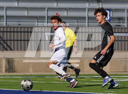 Thumbnail 2 in Wilmer-Hutchins vs. Bridgeport (Sulphur Springs Elite 4A Tournament) photogallery.