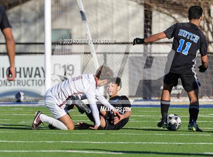 Thumbnail 2 in Wilmer-Hutchins vs. Bridgeport (Sulphur Springs Elite 4A Tournament) photogallery.