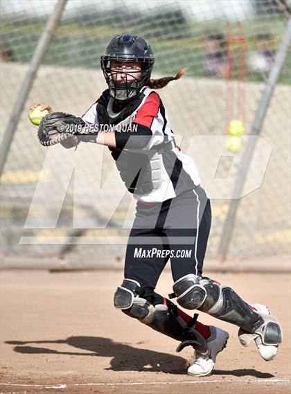 Thumbnail 2 in Murrieta Mesa vs. Rio Mesa (Michelle Carew Classic) photogallery.