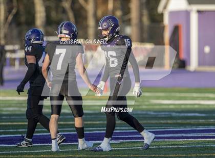 Thumbnail 2 in Enumclaw @ Anacortes (WIAA 2A Semifinal) photogallery.